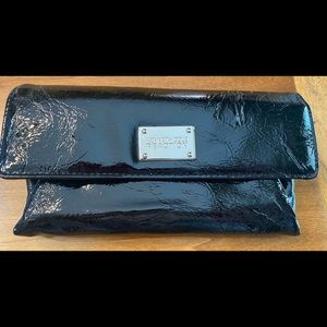 Kenneth Cole Reaction Black Patent Purse Wallet